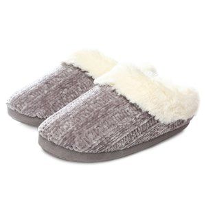 Womens Soft FauxFur Slippers - M